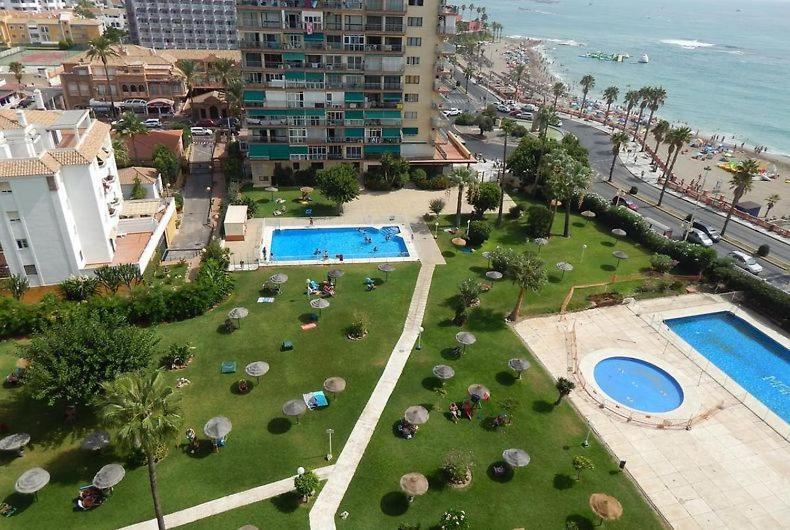Estudio En Primerisima Linea Apartment Benalmadena Bagian luar foto